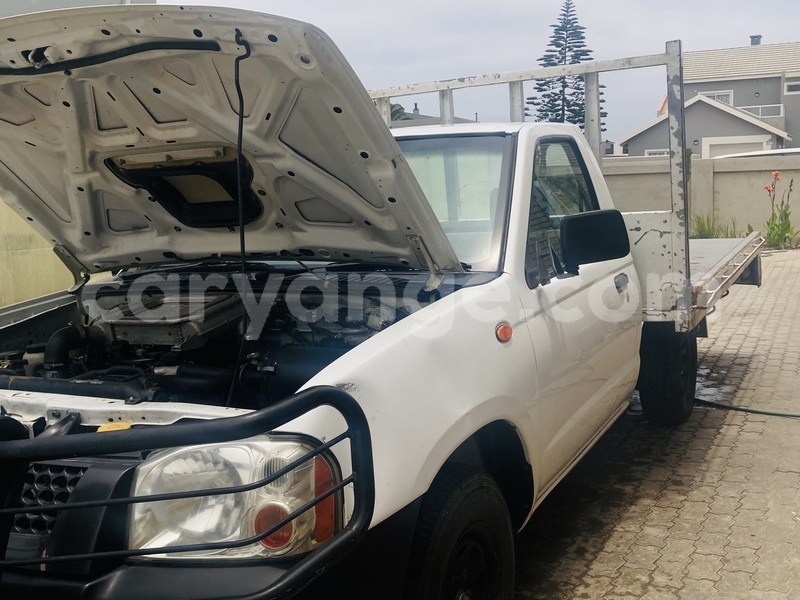 Big with watermark nissan evalia namibia swakopmund 24901