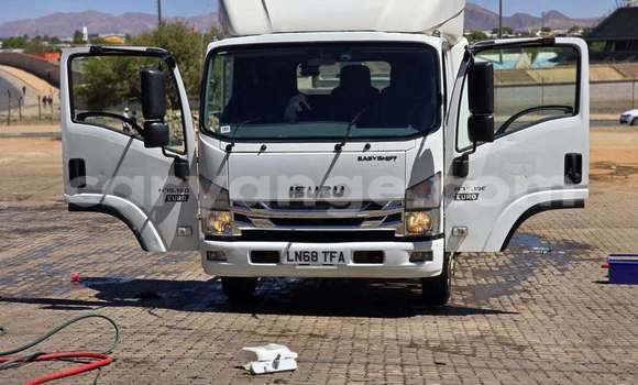 Buy Used Isuzu 117 Other Car in Windhoek in Namibia Buy Used Isuzu 117 Other Car in Windhoek in Namibia