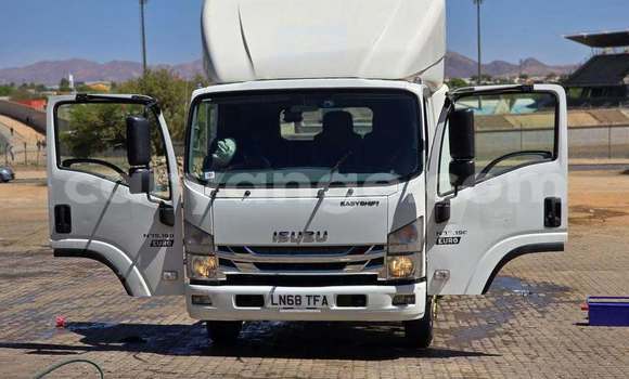 Buy Used Isuzu 117 Other Car in Windhoek in Namibia Buy Used Isuzu 117 Other Car in Windhoek in Namibia