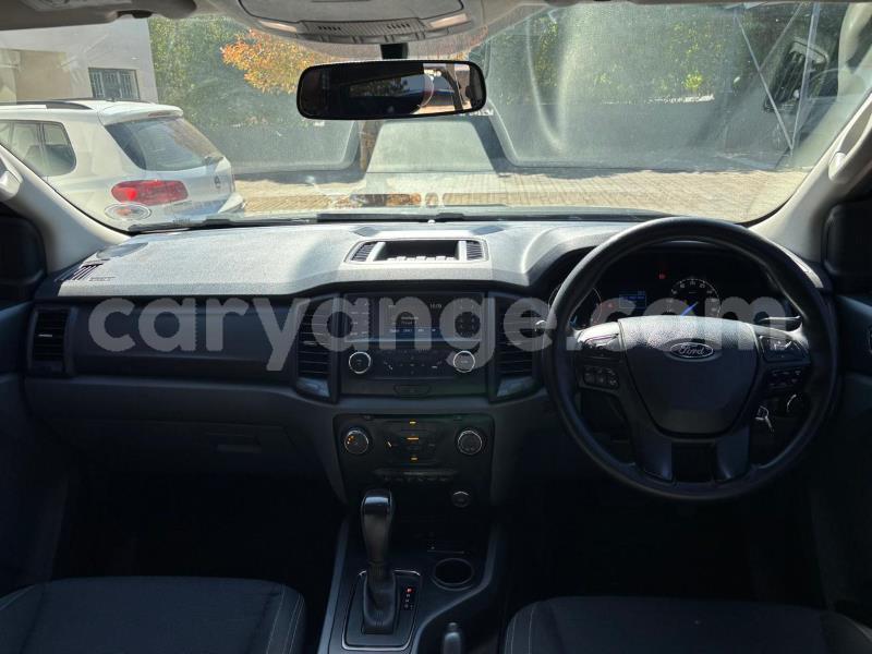 Big with watermark ford everest namibia windhoek 24924