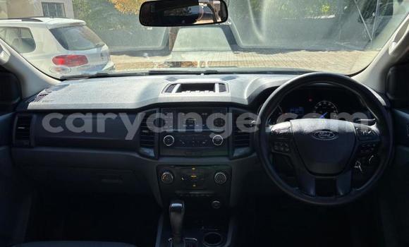 Buy Used Ford Everest Black Car in Windhoek in Namibia Buy Used Ford Everest Black Car in Windhoek in Namibia