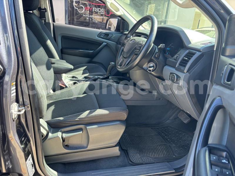 Big with watermark ford everest namibia windhoek 24924