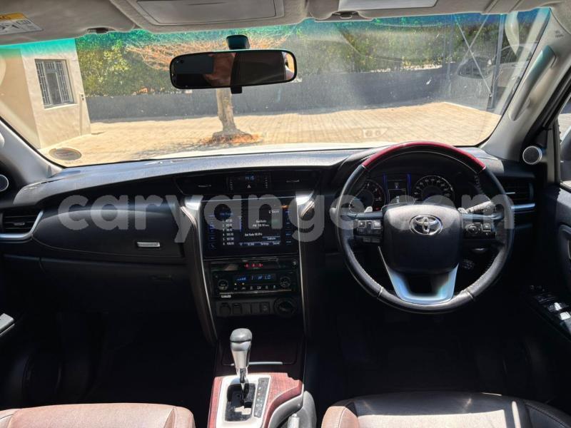 Big with watermark toyota fortuner namibia windhoek 24925