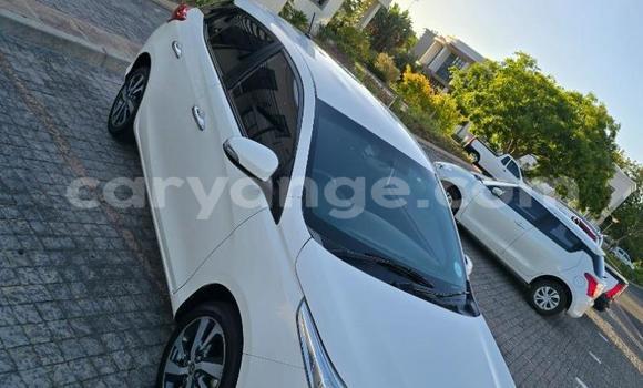 Buy Used Toyota Yaris White Car in Windhoek in Namibia Buy Used Toyota Yaris White Car in Windhoek in Namibia
