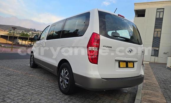 Buy Used Hyundai H1 White Car in Katima Mulilo in Caprivi Buy Used Hyundai H1 White Car in Katima Mulilo in Caprivi