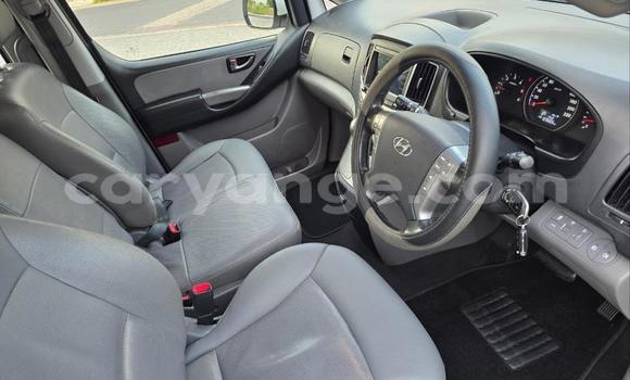 Buy Used Hyundai H1 White Car in Katima Mulilo in Caprivi Buy Used Hyundai H1 White Car in Katima Mulilo in Caprivi