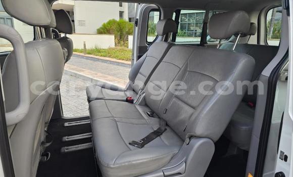 Buy Used Hyundai H1 White Car in Katima Mulilo in Caprivi Buy Used Hyundai H1 White Car in Katima Mulilo in Caprivi