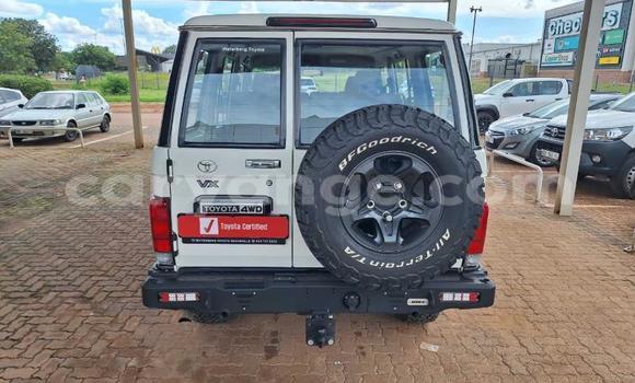 Buy Used Toyota Land Cruiser White Car in Katima Mulilo in Caprivi Buy Used Toyota Land Cruiser White Car in Katima Mulilo in Caprivi