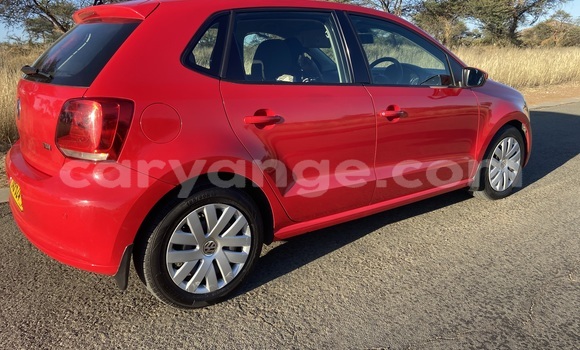Acheter Occasion Voiture Volkswagen Polo Rouge à Okahandja, Namibie Acheter Occasion Voiture Volkswagen Polo Rouge à Okahandja, Namibie