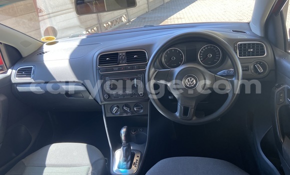 Acheter Occasion Voiture Volkswagen Polo Rouge à Okahandja, Namibie Acheter Occasion Voiture Volkswagen Polo Rouge à Okahandja, Namibie