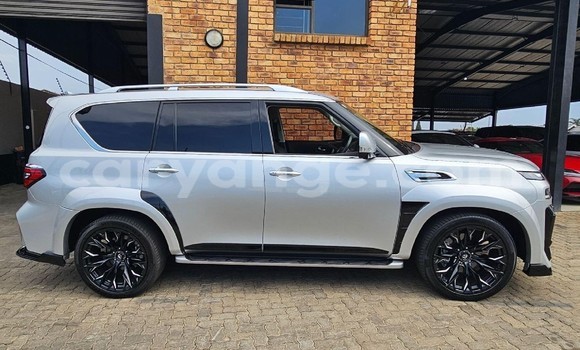 Buy Used Nissan Patrol Silver Car in Windhoek in Namibia Buy Used Nissan Patrol Silver Car in Windhoek in Namibia