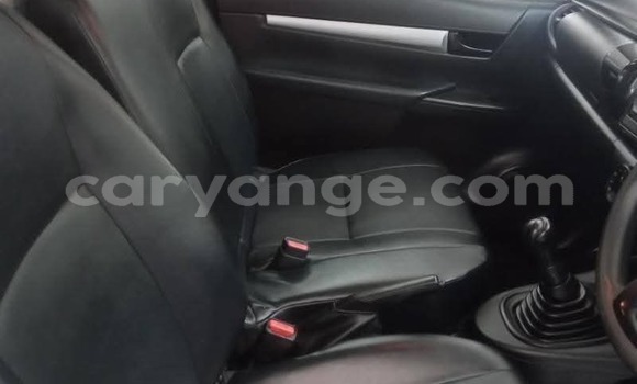 Buy Used Toyota Hilux White Car in Gobabis in Omaheke Buy Used Toyota Hilux White Car in Gobabis in Omaheke