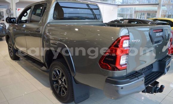 Buy Used Toyota Hilux Green Car in Walvis Bay in Namibia Buy Used Toyota Hilux Green Car in Walvis Bay in Namibia