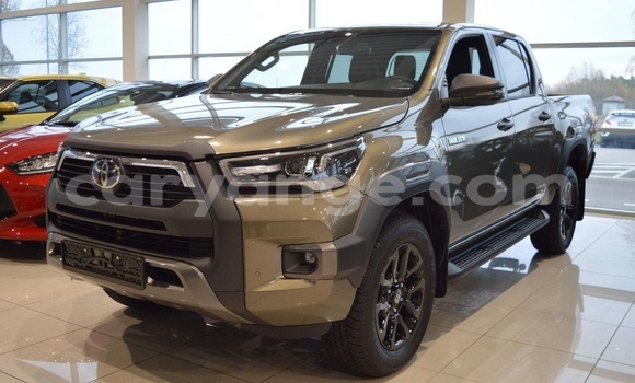 Buy Used Toyota Hilux Green Car in Walvis Bay in Namibia Buy Used Toyota Hilux Green Car in Walvis Bay in Namibia