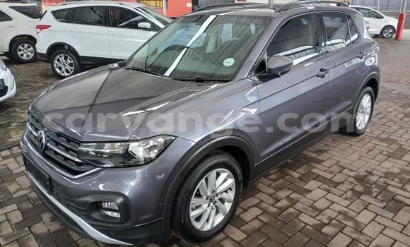 Buy Used Volkswagen T-Roc Black Car in Gobabis in Omaheke Buy Used Volkswagen T-Roc Black Car in Gobabis in Omaheke