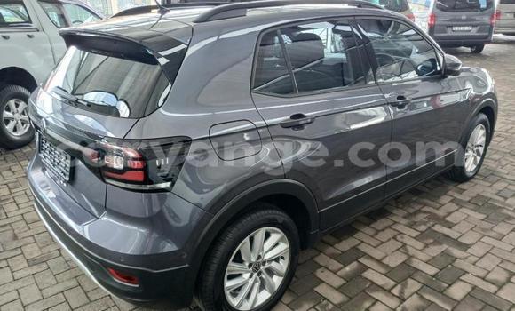 Buy Used Volkswagen T-Roc Black Car in Gobabis in Omaheke Buy Used Volkswagen T-Roc Black Car in Gobabis in Omaheke
