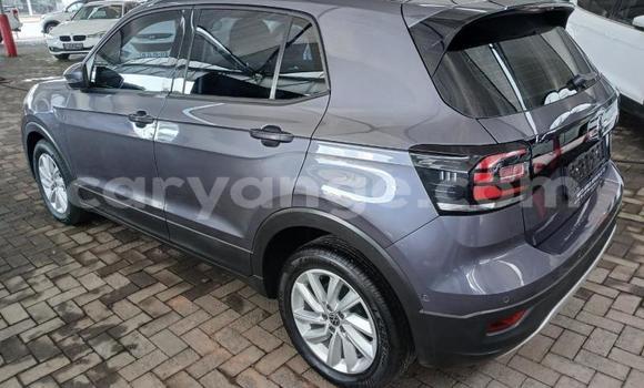 Buy Used Volkswagen T-Roc Black Car in Gobabis in Omaheke Buy Used Volkswagen T-Roc Black Car in Gobabis in Omaheke