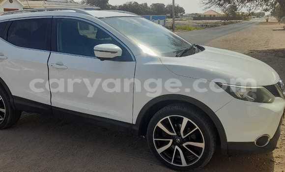 Buy Used Nissan Qashqai White Car in Oranjemund in Karas Buy Used Nissan Qashqai White Car in Oranjemund in Karas
