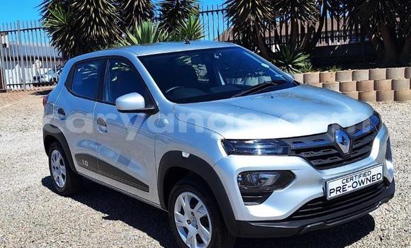 Buy Used Renault KWID Silver Car in Katima Mulilo in Caprivi Buy Used Renault KWID Silver Car in Katima Mulilo in Caprivi