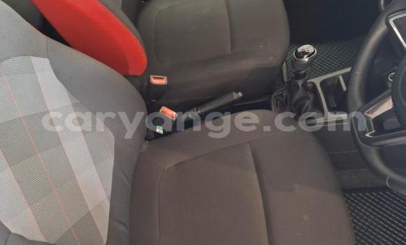 Buy Used Renault KWID Silver Car in Katima Mulilo in Caprivi Buy Used Renault KWID Silver Car in Katima Mulilo in Caprivi