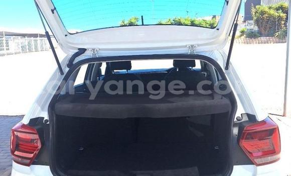 Buy Used Volkswagen Polo White Car in Windhoek in Namibia Buy Used Volkswagen Polo White Car in Windhoek in Namibia