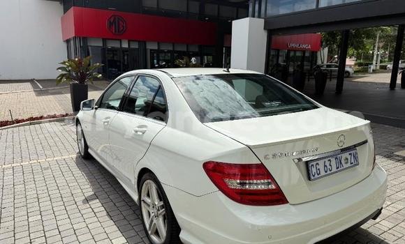 Buy Used Mercedes-Benz C–Class White Car in Gobabis in Omaheke Buy Used Mercedes-Benz C–Class White Car in Gobabis in Omaheke