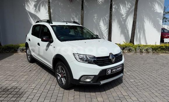 Buy Used Renault Sandero White Car in Gobabis in Omaheke Buy Used Renault Sandero White Car in Gobabis in Omaheke