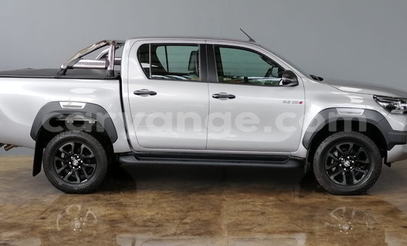 Buy Used Toyota Hilux Silver Car in Gobabis in Omaheke Buy Used Toyota Hilux Silver Car in Gobabis in Omaheke