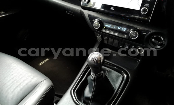 Buy Used Toyota Hilux Silver Car in Gobabis in Omaheke Buy Used Toyota Hilux Silver Car in Gobabis in Omaheke