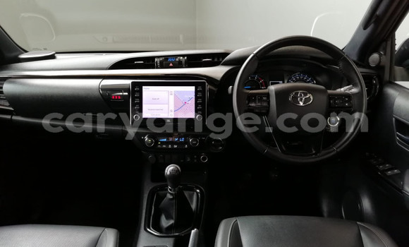 Buy Used Toyota Hilux Silver Car in Gobabis in Omaheke Buy Used Toyota Hilux Silver Car in Gobabis in Omaheke