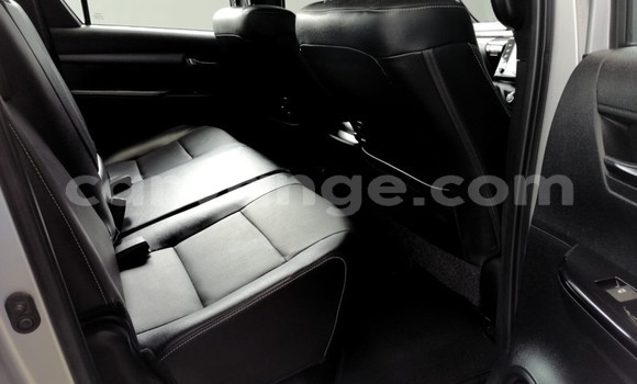 Buy Used Toyota Hilux Silver Car in Gobabis in Omaheke Buy Used Toyota Hilux Silver Car in Gobabis in Omaheke