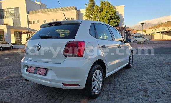 Buy Used Volkswagen Polo White Car in Gobabis in Omaheke Buy Used Volkswagen Polo White Car in Gobabis in Omaheke