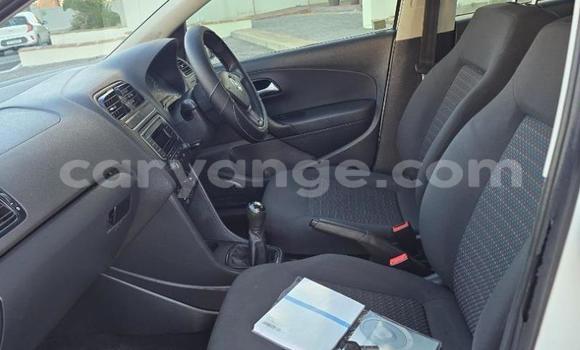 Buy Used Volkswagen Polo White Car in Gobabis in Omaheke Buy Used Volkswagen Polo White Car in Gobabis in Omaheke