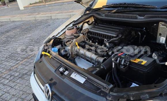 Buy Used Volkswagen Polo White Car in Gobabis in Omaheke Buy Used Volkswagen Polo White Car in Gobabis in Omaheke