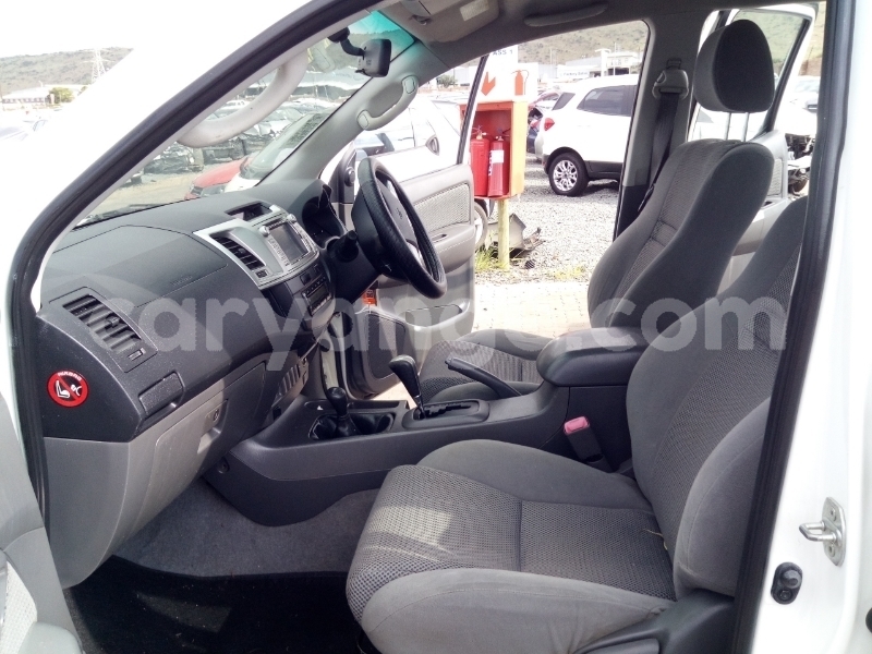 Big with watermark toyota hilux oshikoto tsumeb 25003