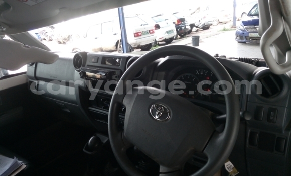 Buy Used Toyota Land Cruiser White Car in Swakopmund in Namibia Buy Used Toyota Land Cruiser White Car in Swakopmund in Namibia