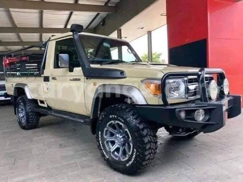 Big with watermark toyota land cruiser namibia windhoek 25008