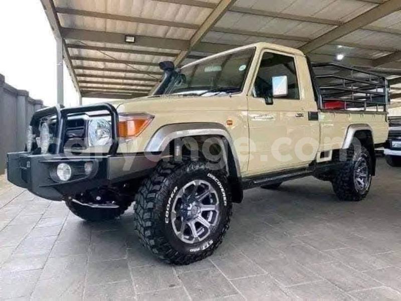 Big with watermark toyota land cruiser namibia windhoek 25008