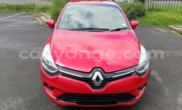 Buy Used Renault Clio Red Car in Gobabis in Omaheke Buy Used Renault Clio Red Car in Gobabis in Omaheke