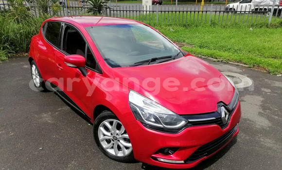Buy Used Renault Clio Red Car in Gobabis in Omaheke Buy Used Renault Clio Red Car in Gobabis in Omaheke
