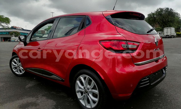 Buy Used Renault Clio Red Car in Gobabis in Omaheke Buy Used Renault Clio Red Car in Gobabis in Omaheke