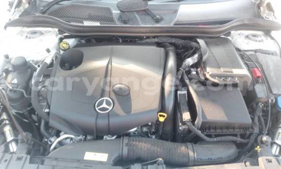 Buy Used Mercedes-Benz GLA-klasse White Car in Windhoek in Namibia Buy Used Mercedes-Benz GLA-klasse White Car in Windhoek in Namibia
