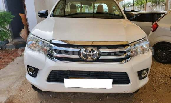 Buy Used Toyota Hilux White Car in Windhoek in Namibia Buy Used Toyota Hilux White Car in Windhoek in Namibia