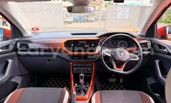 Buy Used Volkswagen T-Roc Red Car in Windhoek in Namibia Buy Used Volkswagen T-Roc Red Car in Windhoek in Namibia