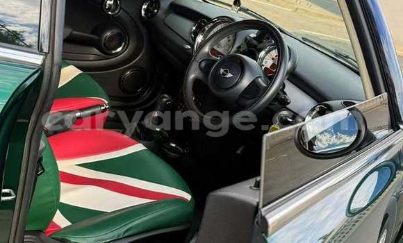 Buy Used Mini Cooper Green Car in Windhoek in Namibia Buy Used Mini Cooper Green Car in Windhoek in Namibia