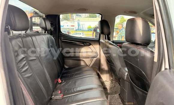 Buy Used Isuzu D-max X-Series White Car in Windhoek in Namibia Buy Used Isuzu D-max X-Series White Car in Windhoek in Namibia