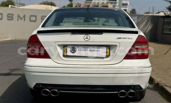 Buy Used Mercedes-Benz C–Class White Car in Windhoek in Namibia Buy Used Mercedes-Benz C–Class White Car in Windhoek in Namibia