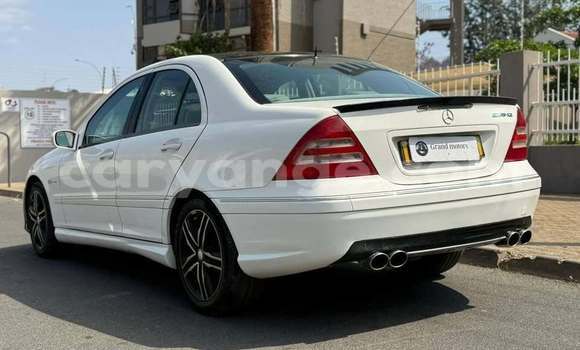 Buy Used Mercedes-Benz C–Class White Car in Windhoek in Namibia Buy Used Mercedes-Benz C–Class White Car in Windhoek in Namibia