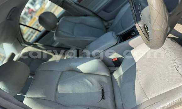 Buy Used Mercedes-Benz C–Class White Car in Windhoek in Namibia Buy Used Mercedes-Benz C–Class White Car in Windhoek in Namibia