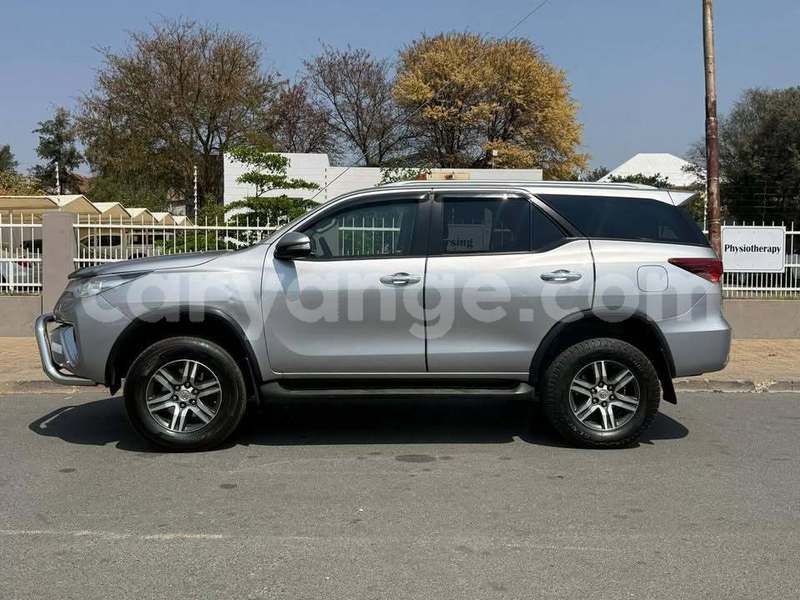 Big with watermark toyota fortuner namibia windhoek 25037